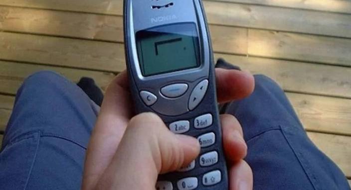 Nokia 3210 modelinin fiyatı belli oldu 2
